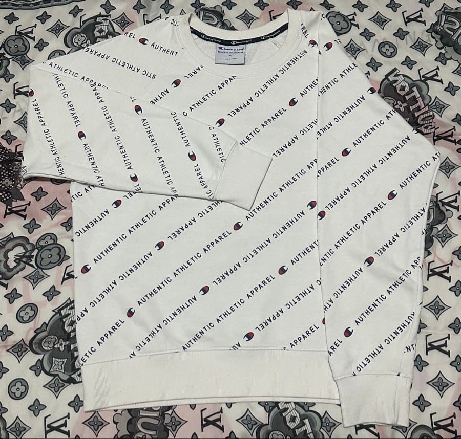 Champion Crewneck Sweatshirt