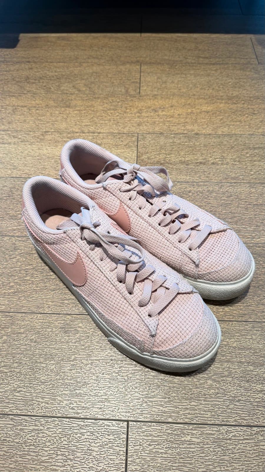 Nike sneakers women