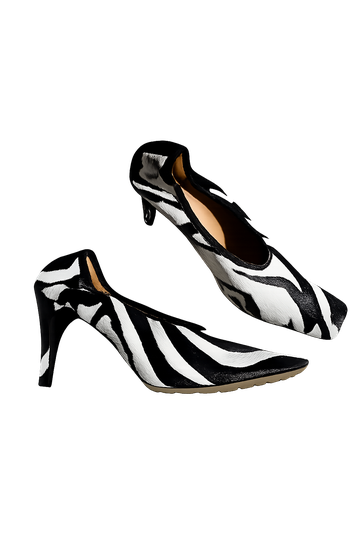 Zebra-print pointed heels